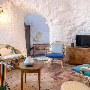  Holiday home Genteel Casa Del Cadi